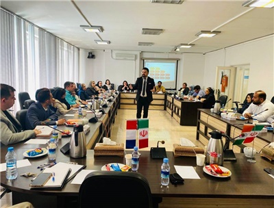  دوره تخصصی "اصول جهانی صادرات و تکنیک‌های نفوذ در بازارهای بین‌المللی" برگزار شد